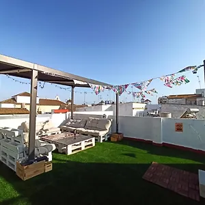 https://vivians-guest-house.hotelsincadiz.net